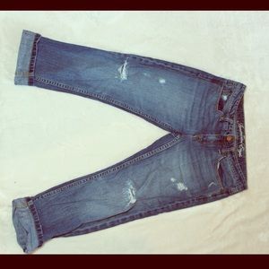 American Eagle Jeans🔹 Size 2 REG destroyed Capri